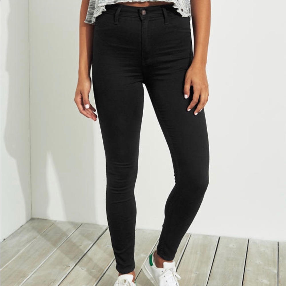 Black high waisted skinny jeans